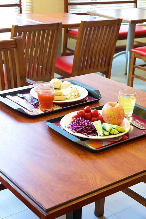 Ibis Leshan City Center Экстерьер фото