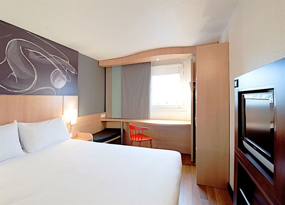 Ibis Leshan City Center Экстерьер фото