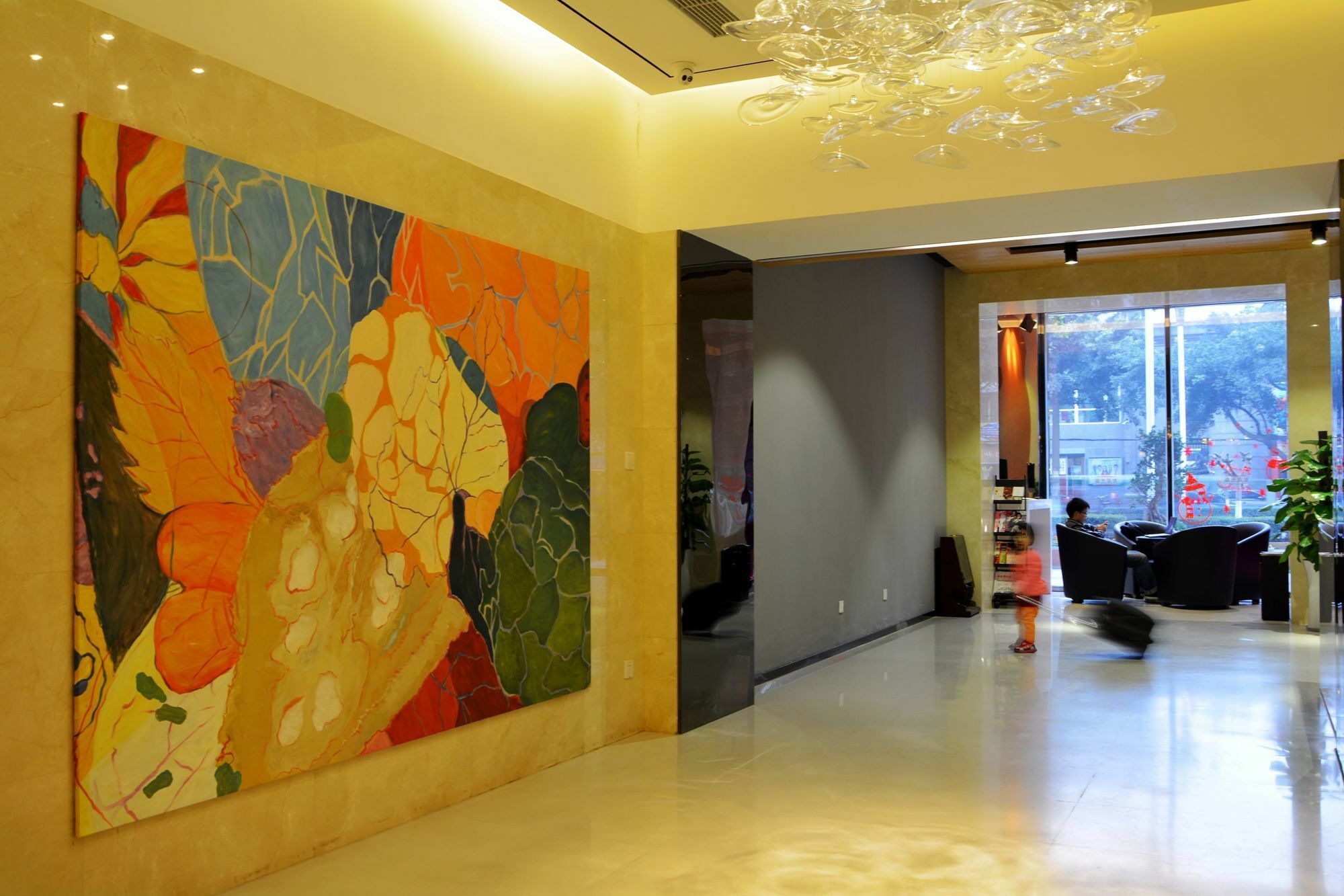 Ibis Leshan City Center Экстерьер фото